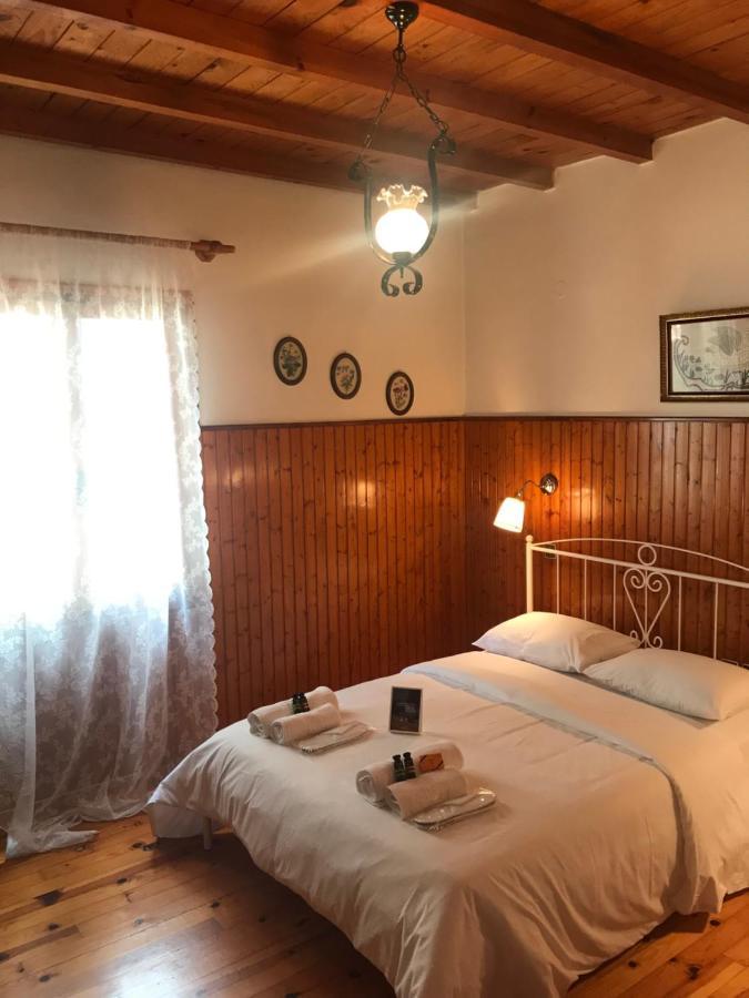 9Mouses Chasiotis Guest House Ampelakia Eksteriør billede